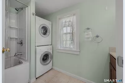 28 Church Lane, East Lyme, CT 06333 - Photo 13