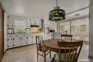 28 Church Ln, East Lyme, CT 06333 - Photo 17