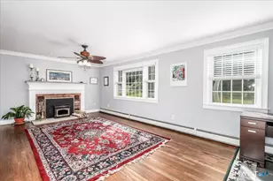 19 Botsford Hill Rd, Newtown, CT 06470 - Photo 17