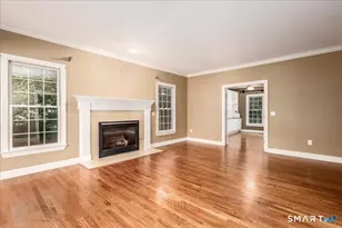 10 Canterbury Ln, Newtown, CT 06482 - Photo 11