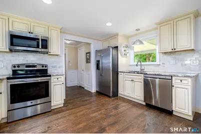162 Killian Avenue, Trumbull, CT 06611 - Photo 7
