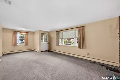37 Camden Street, New Britain, CT 06051 - Photo 9