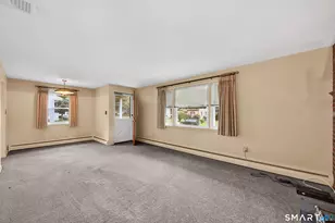 37 Camden St, New Britain, CT 06051 - Photo 9