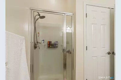 1 King Philip Drive #414, West Hartford, CT 06117 - Photo 15