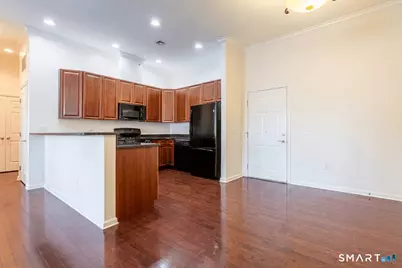 1 King Philip Drive #414, West Hartford, CT 06117 - Photo 13