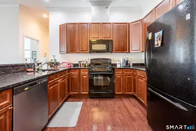 1 King Philip Drive #414, West Hartford, CT 06117 - Photo 7