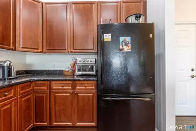 1 King Philip Drive #414, West Hartford, CT 06117 - Photo 9