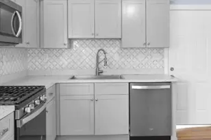180 Peck Ave, West Haven, CT 06516 - Photo 3