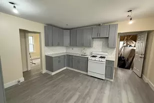 82 Bunker Hill Ave, Waterbury, CT 06708 - Photo 7