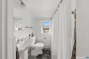 243 Eastlawn St, Fairfield, CT 06824 - Photo 21