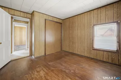 41 Jefferson Avenue, Danbury, CT 06810 - Photo 23