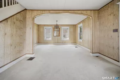 41 Jefferson Avenue, Danbury, CT 06810 - Photo 13
