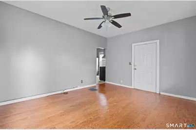 651 Iranistan Avenue, Bridgeport, CT 06605 - Photo 11