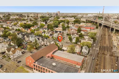 651 Iranistan Avenue, Bridgeport, CT 06605 - Photo 19