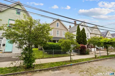651 Iranistan Avenue, Bridgeport, CT 06605 - Photo 3