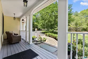 14 Wychwood Ln, Oxford, CT 06478 - Photo 9