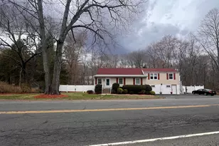 556 Pepper St, Monroe, CT 06468 - Photo 1