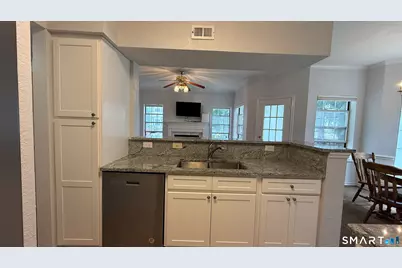 31 High Street #9102, East Hartford, CT 06118 - Photo 17