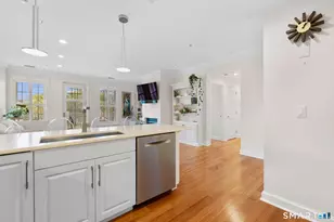 85 Memorial Rd, West Hartford, CT 06107 - Photo 7