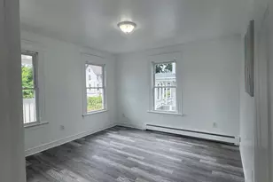 20 Coe St, Waterbury, CT 06704 - Photo 7