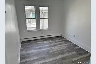 20 Coe Street, Waterbury, CT 06704 - Photo 5