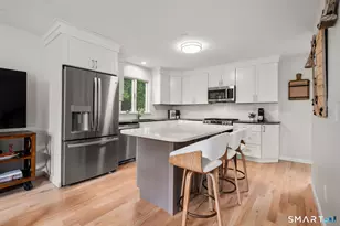 440 Lakeview Dr, Suffield, CT 06093 - Photo 9