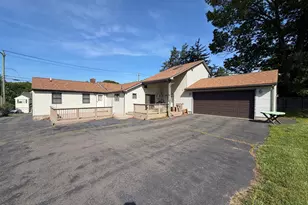 232 Lakeside Blvd E, Waterbury, CT 06708 - Photo 3