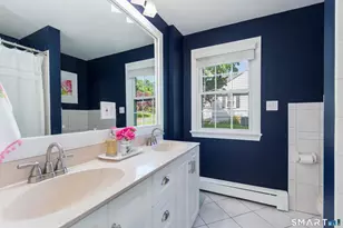 22 Elizabeth St, Trumbull, CT 06611 - Photo 13