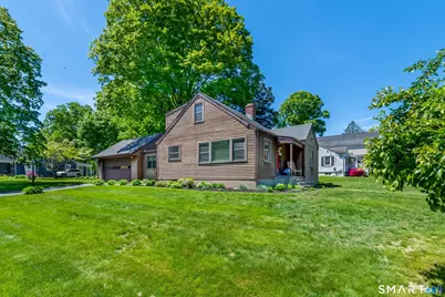 22 Elizabeth Street, Trumbull, CT 06611 - Photo 3