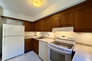 38 Courtland Dr, Groton, CT 06340 - Photo 5