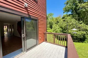 38 Courtland Dr, Groton, CT 06340 - Photo 9