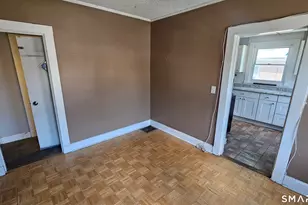 7 Horace St, Bridgeport, CT 06610 - Photo 3