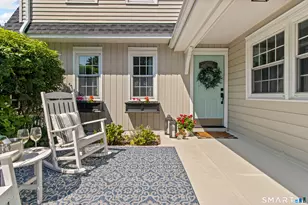 139 Craigemore Cir, Avon, CT 06001 - Photo 3