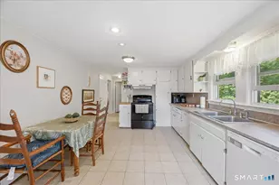 48 Maple Rd, Mansfield, CT 06268 - Photo 15