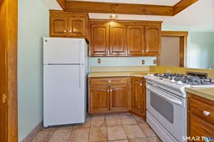 80 Pearl St, Meriden, CT 06450 - Photo 13
