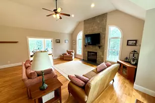 46 Hoseye Coach Rd, Newtown, CT 06470 - Photo 7