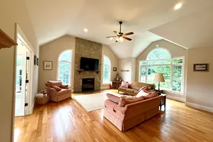 46 Hoseye Coach Rd, Newtown, CT 06470 - Photo 11