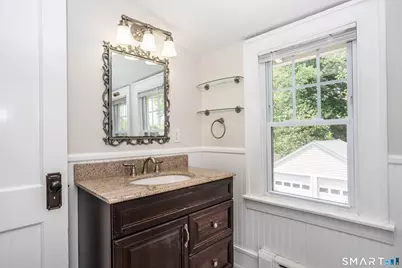 40 Vera Street, West Hartford, CT 06119 - Photo 25