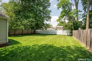40 Vera St, West Hartford, CT 06119 - Photo 31