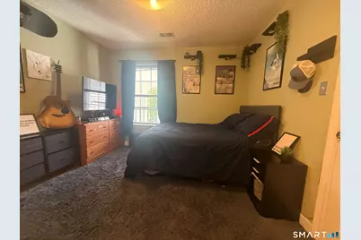 31 High Street #8202, East Hartford, CT 06118 - Photo 11