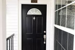 31 High St, East Hartford, CT 06118 - Photo 1