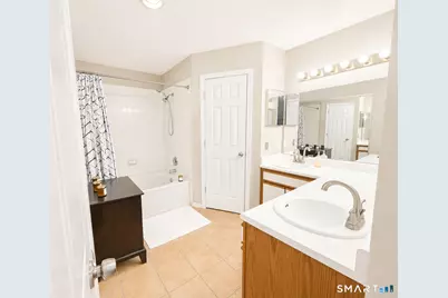 31 High Street #8202, East Hartford, CT 06118 - Photo 21