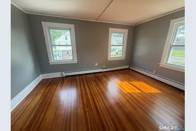 10 Bank Street, Manchester, CT 06040 - Photo 9
