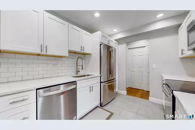 887 Farmington Avenue #2I, West Hartford, CT 06119 - Photo 13
