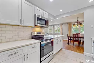 887 Farmington Ave, West Hartford, CT 06119 - Photo 15