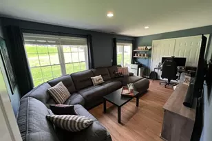 1305 Sienna Dr, Danbury, CT 06810 - Photo 19