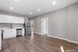 149 Shelton St, Bridgeport, CT 06608 - Photo 7