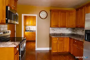 13 Warner St, Hartford, CT 06114 - Photo 11