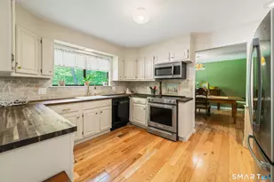 6 Arapaho Rd, Brookfield, CT 06804 - Photo 11