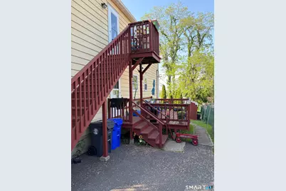 687-689 West Main Street, Branford, CT 06405 - Photo 3
